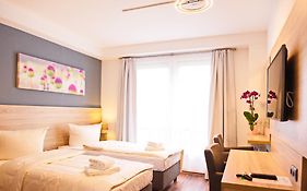 Blncty Hotel